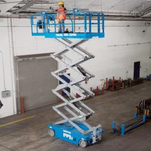 GS-3246-E-Drive-Electric-Scissor-Lift-Working-on-indoor-lighting