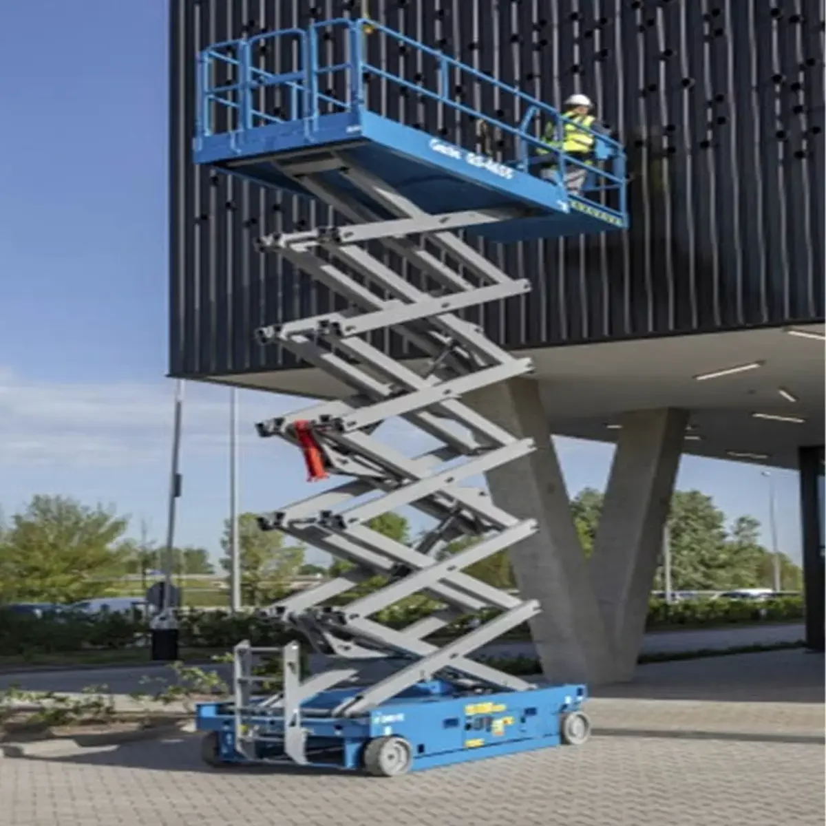 GS-4655-E-Drive-Electric-Scissor-Lift-1-person-operating-machine