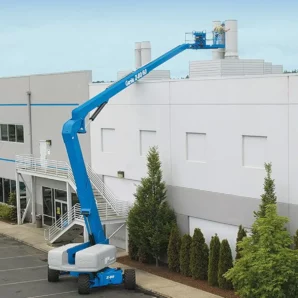 Z-8060-Articulated-Boom-Lift-Working-at-height-on-roof